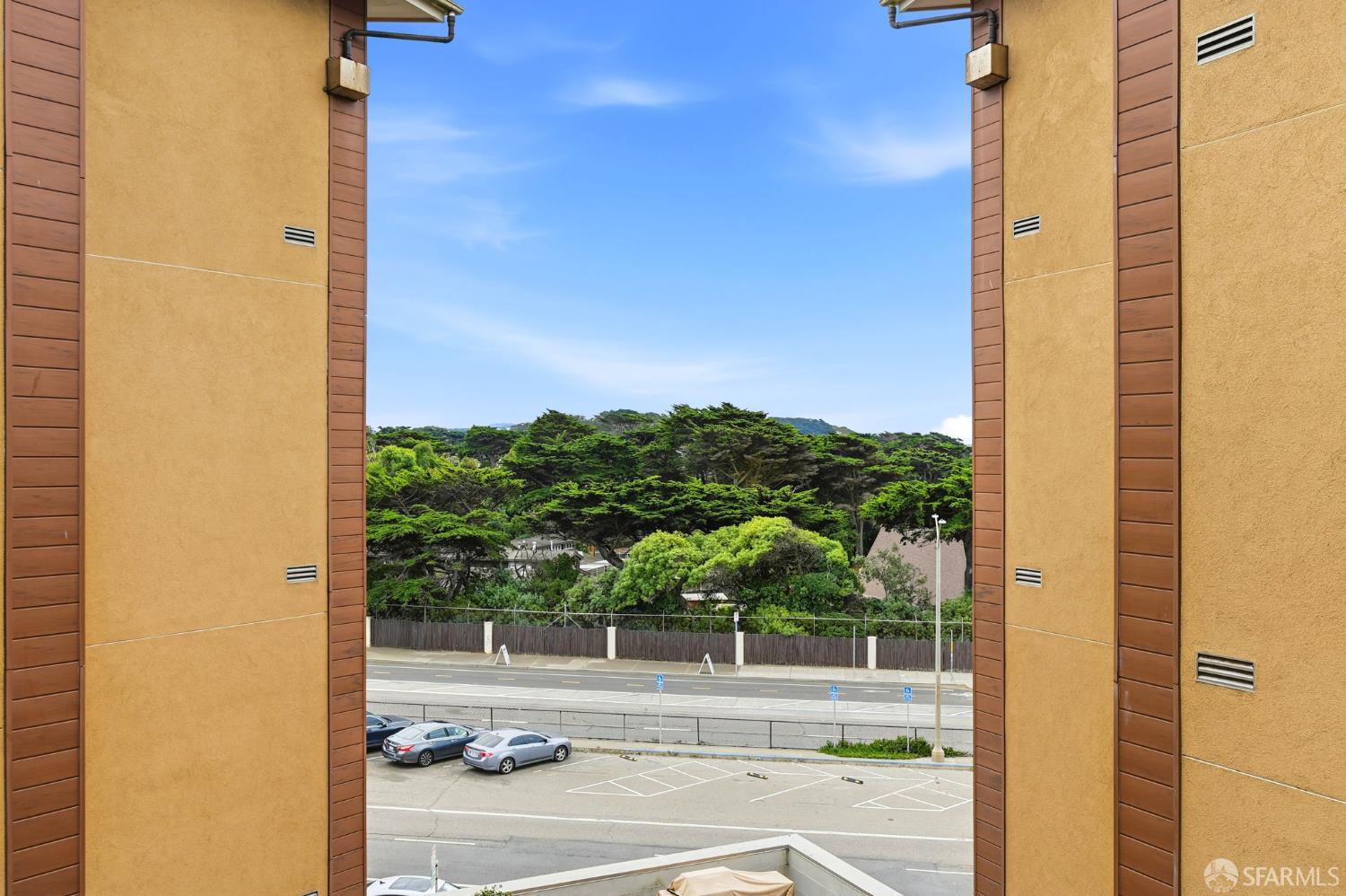 3535 Wawona Street # 415