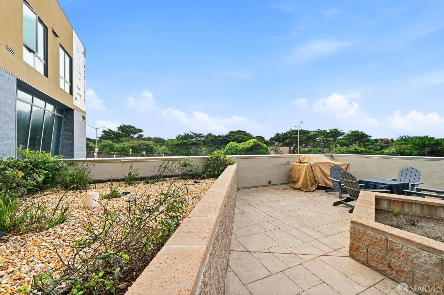 3535 Wawona Street # 415