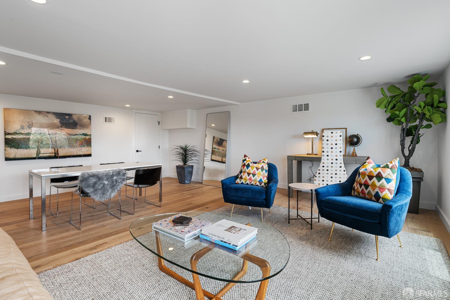 628 Los Palmos Drive