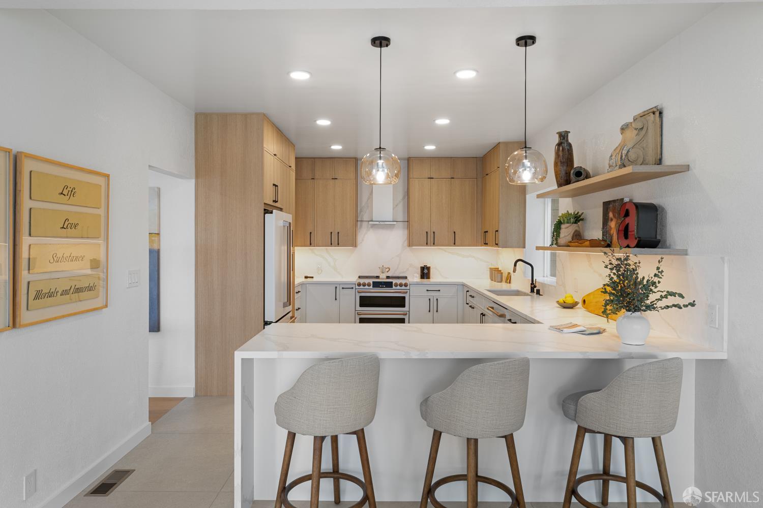 628 Los Palmos Drive