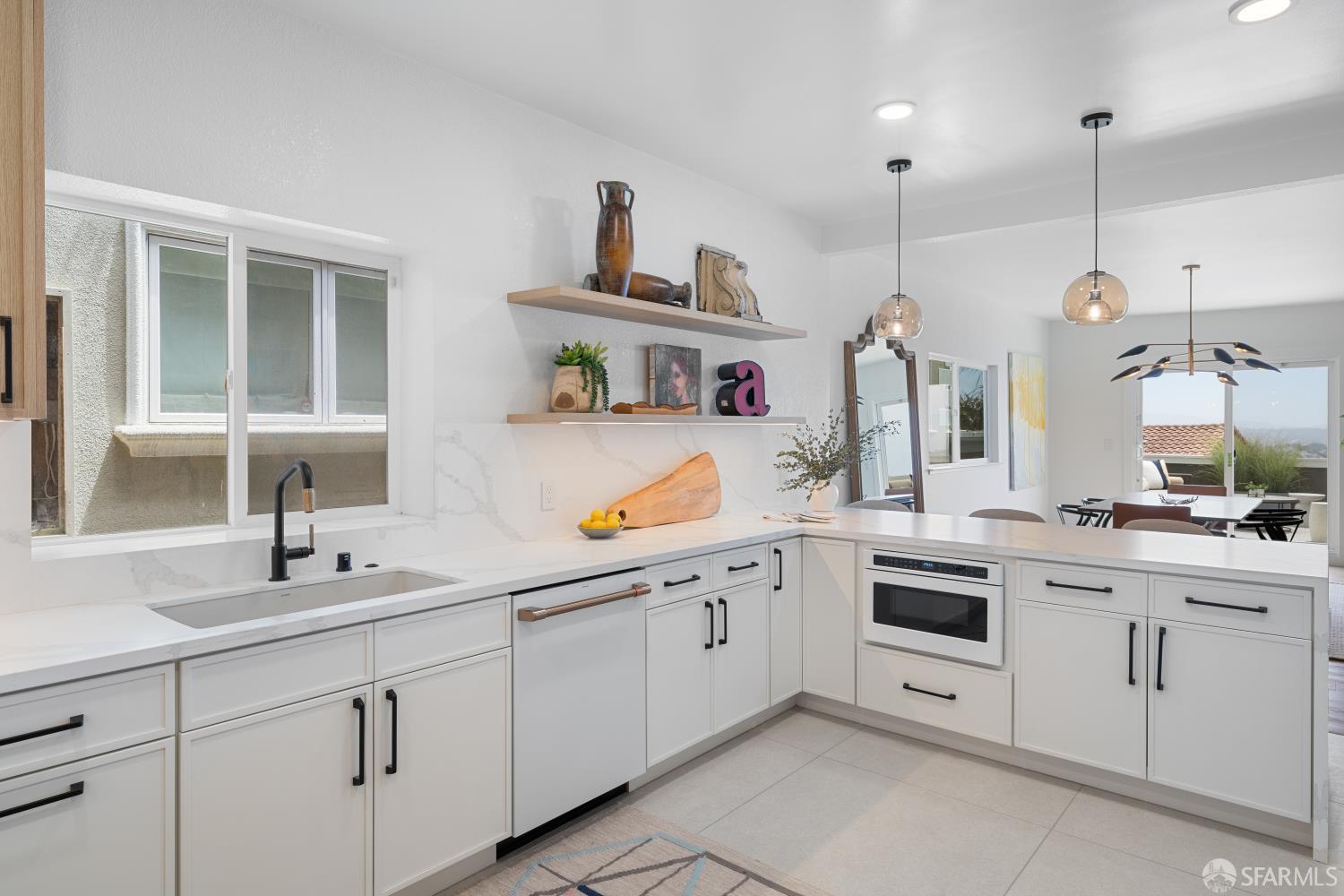 628 Los Palmos Drive