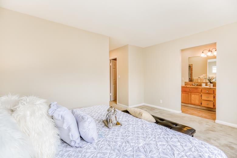 15358 Snowy Plover CT