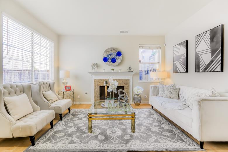 15358 Snowy Plover CT