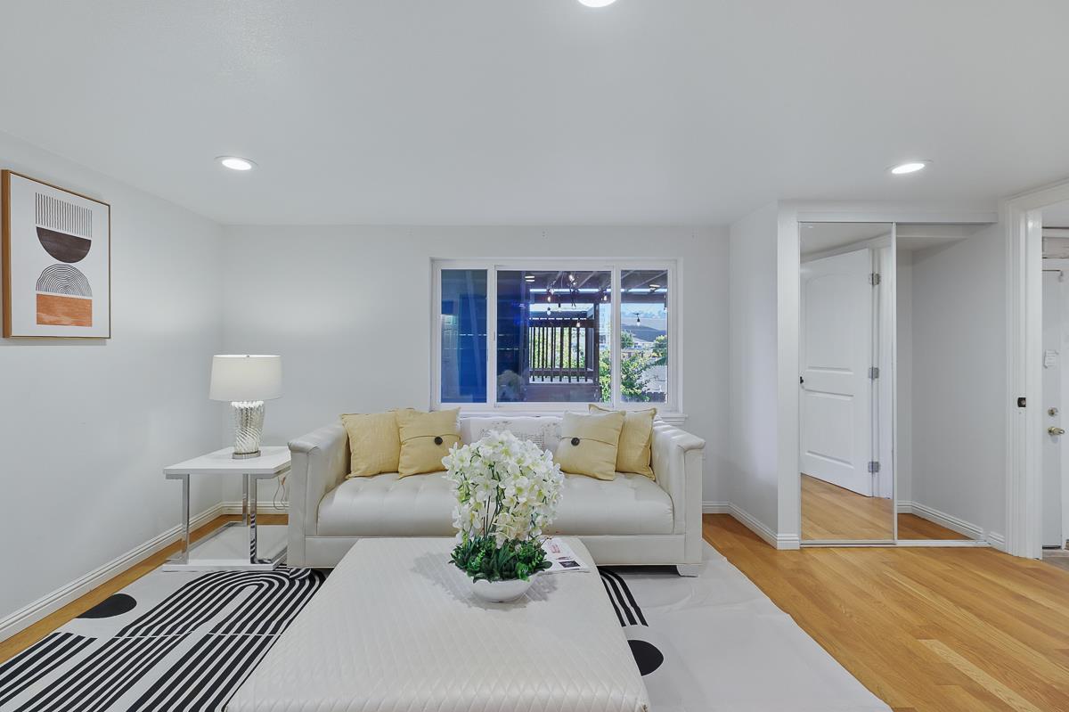 114 Garden Lane