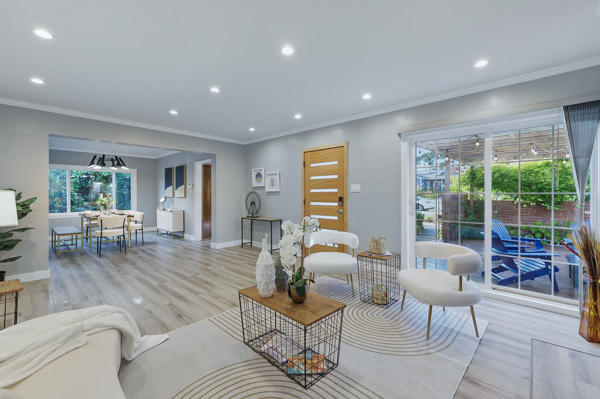 114 Garden Lane