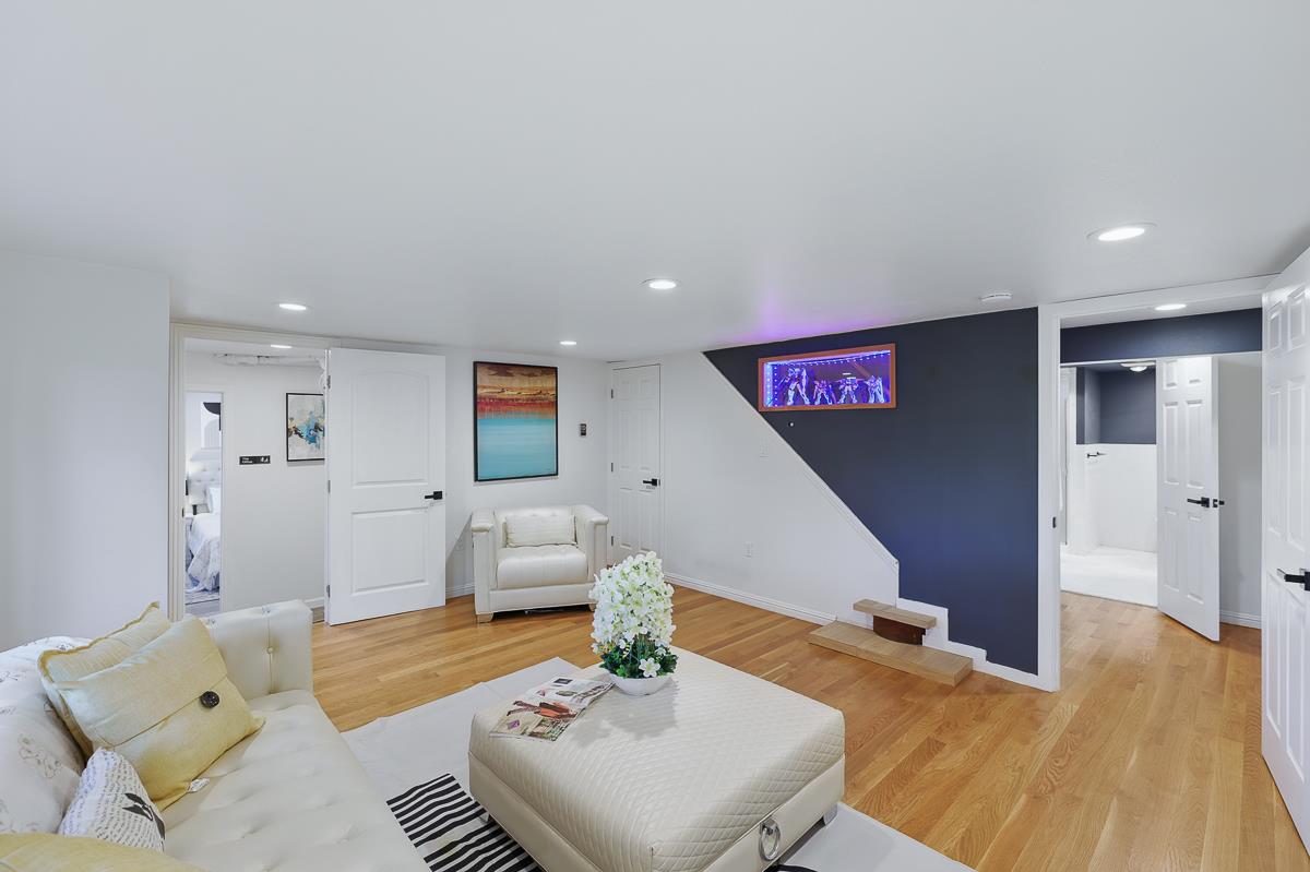 114 Garden Lane