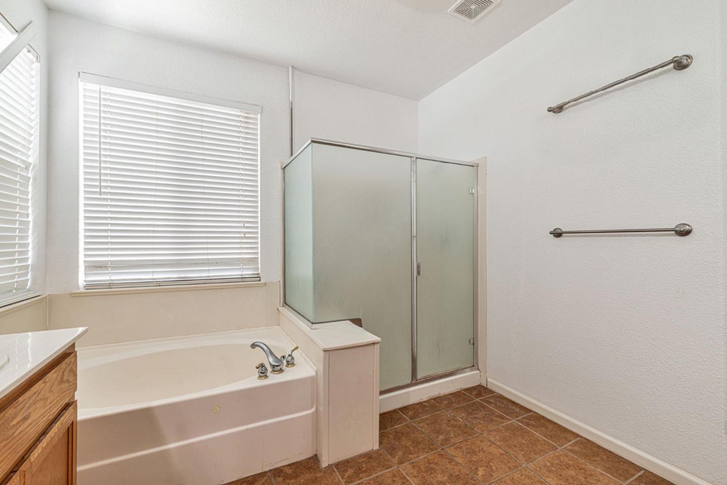 5305 Gold Creek Circle