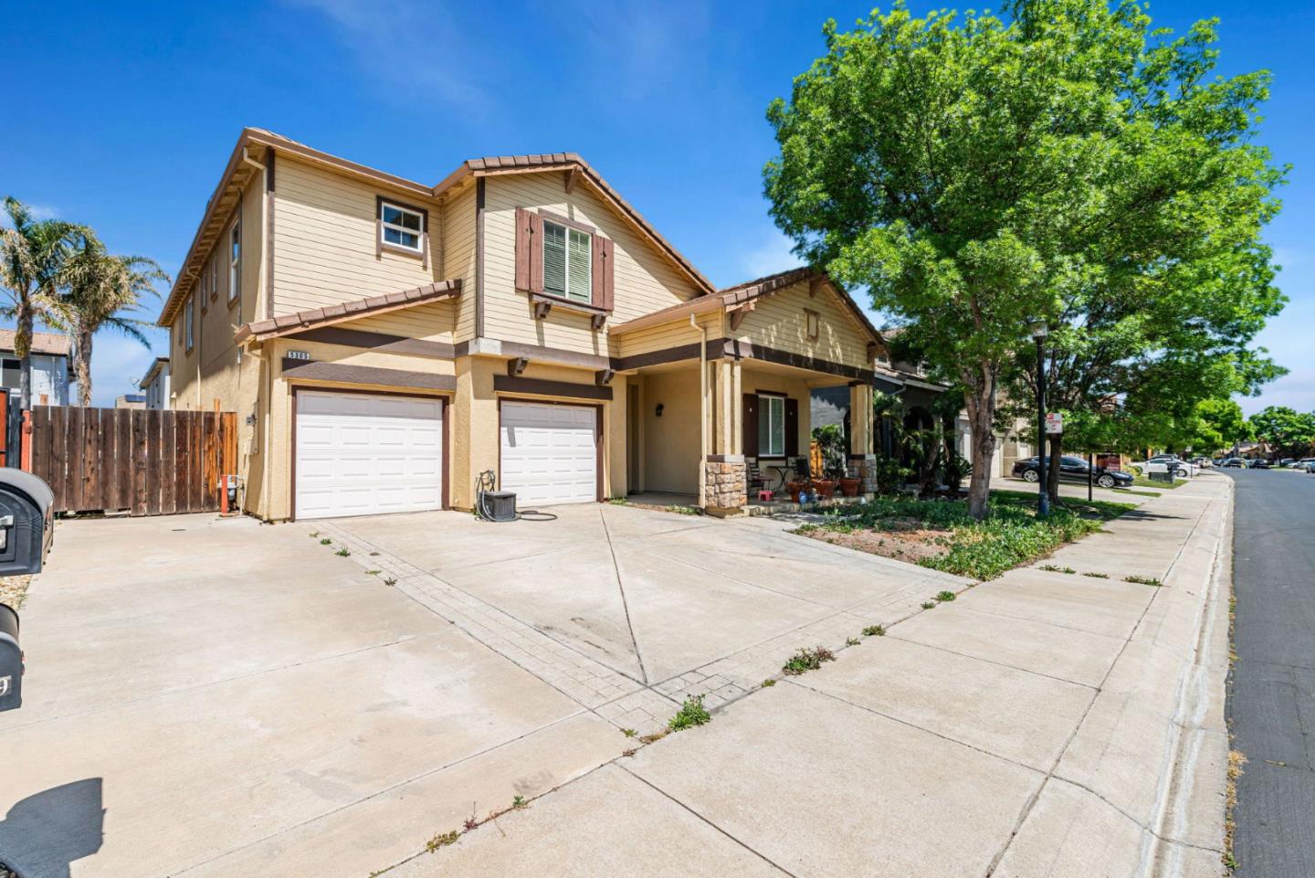 5305 Gold Creek Circle