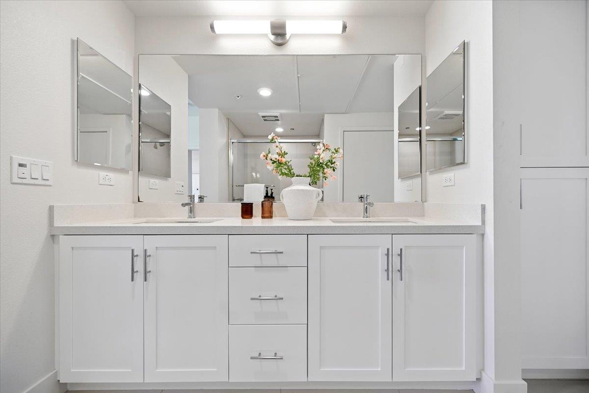 657 Walnut Street 325