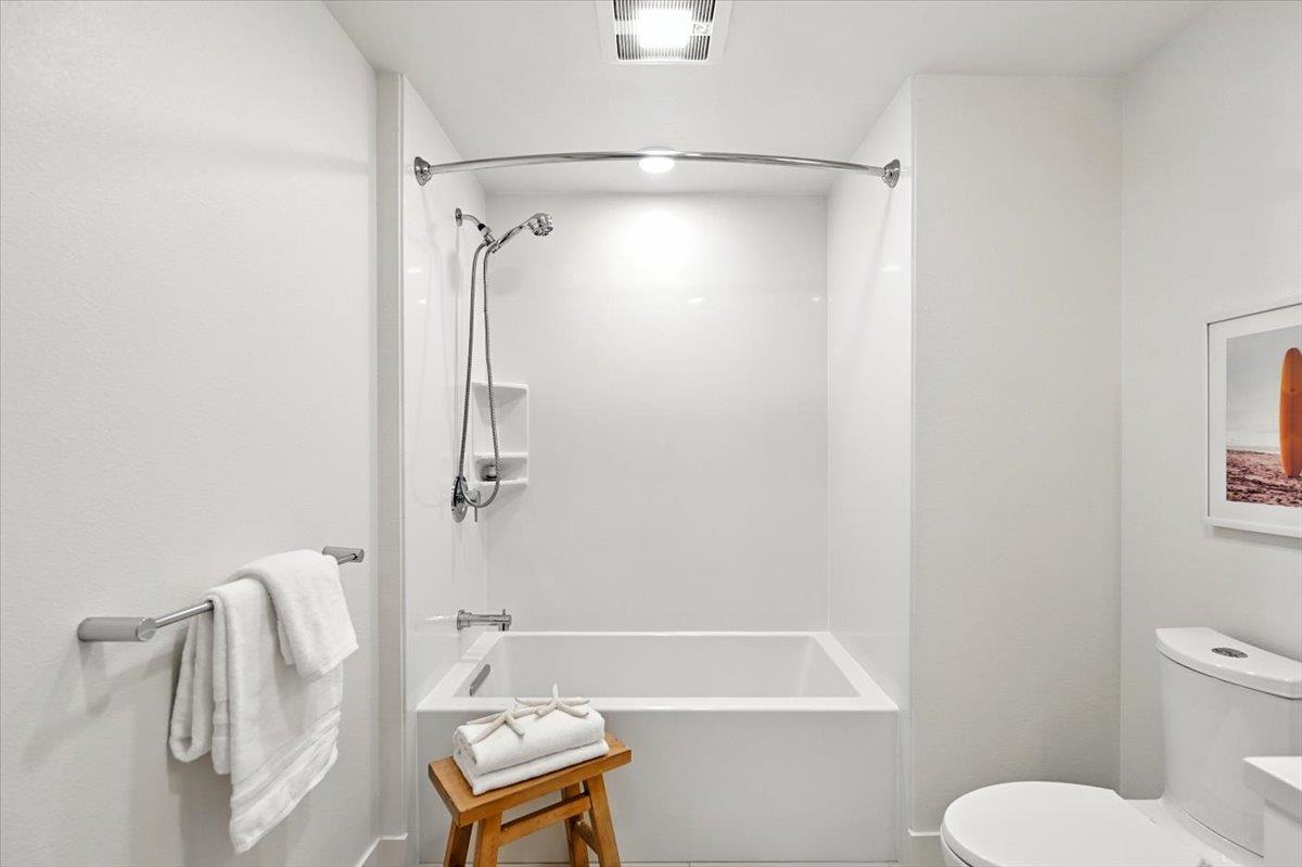 657 Walnut Street 325