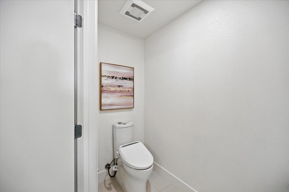 657 Walnut Street 325