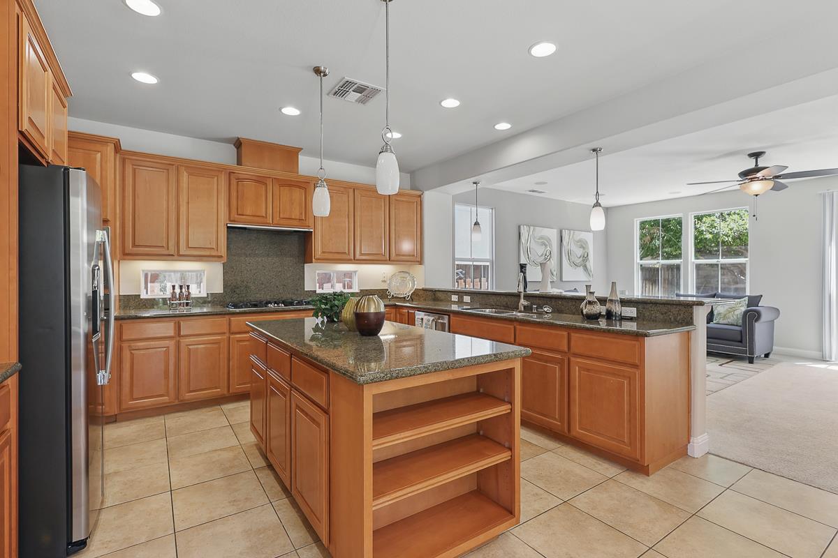 626 La Canada Avenue