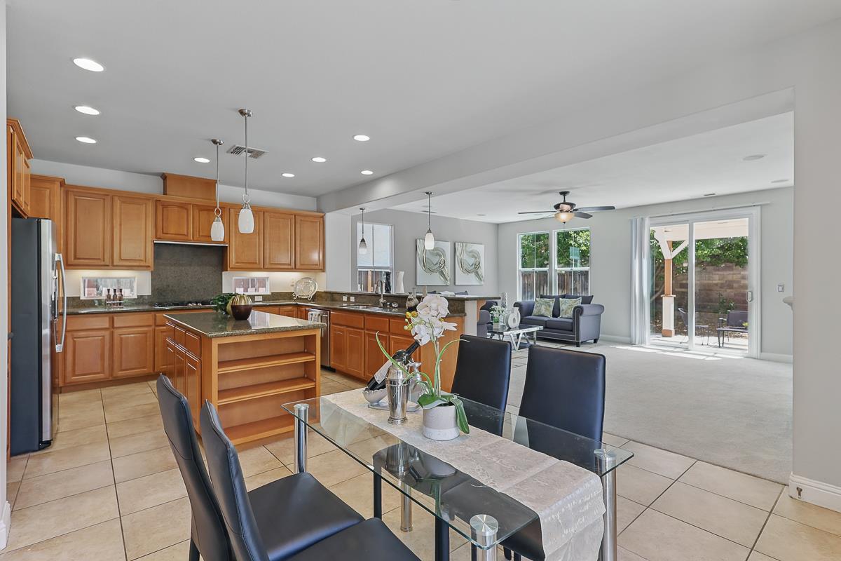 626 La Canada Avenue