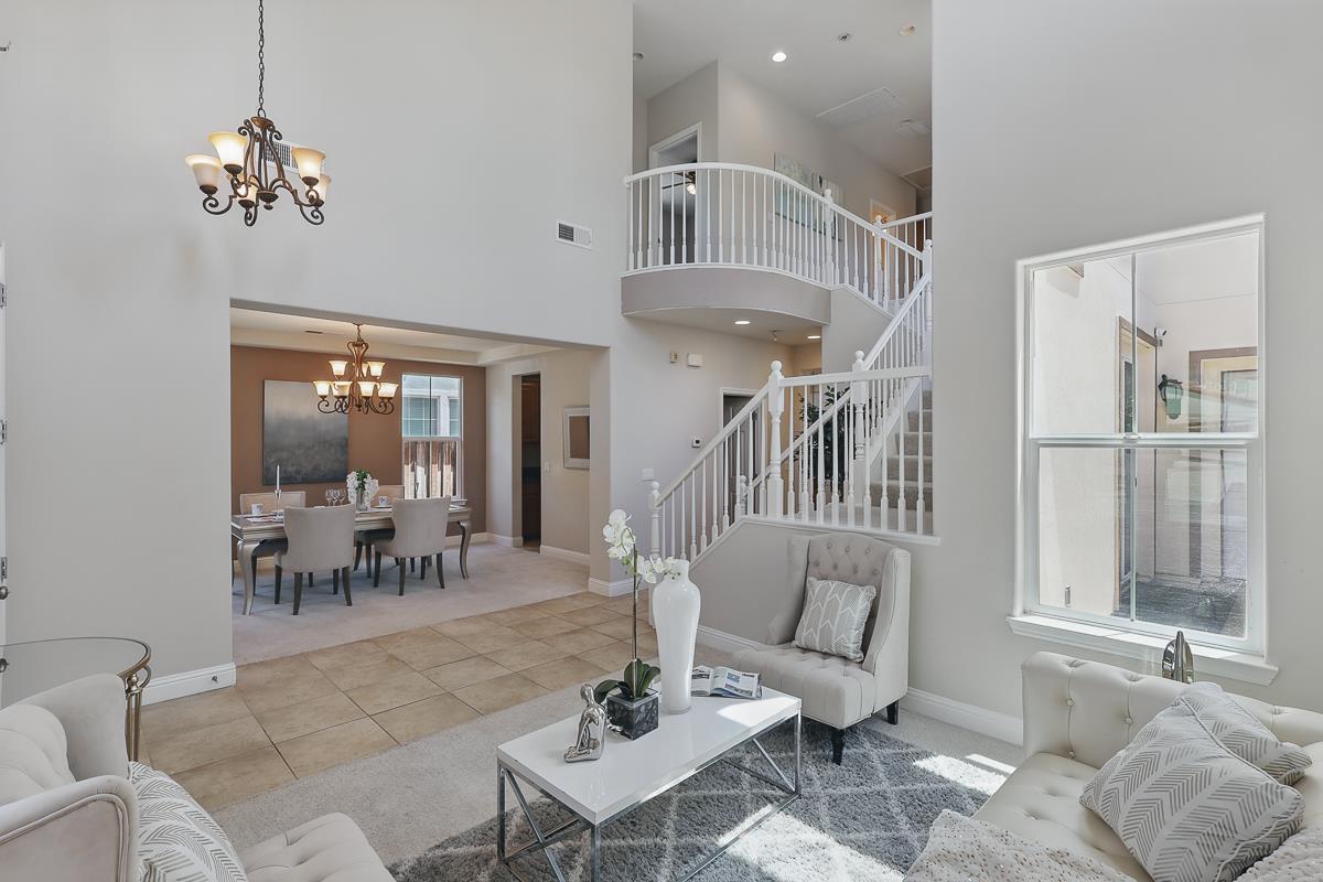 626 La Canada Avenue