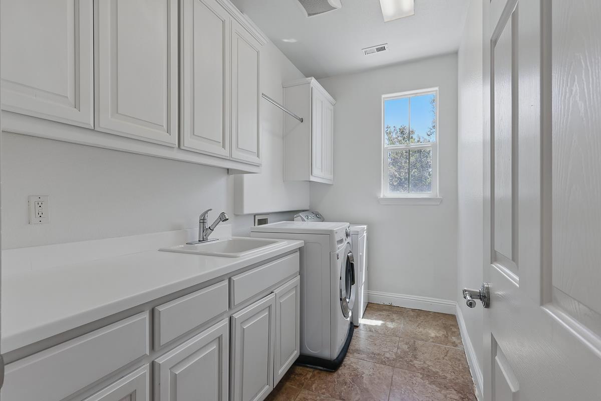 626 La Canada Avenue