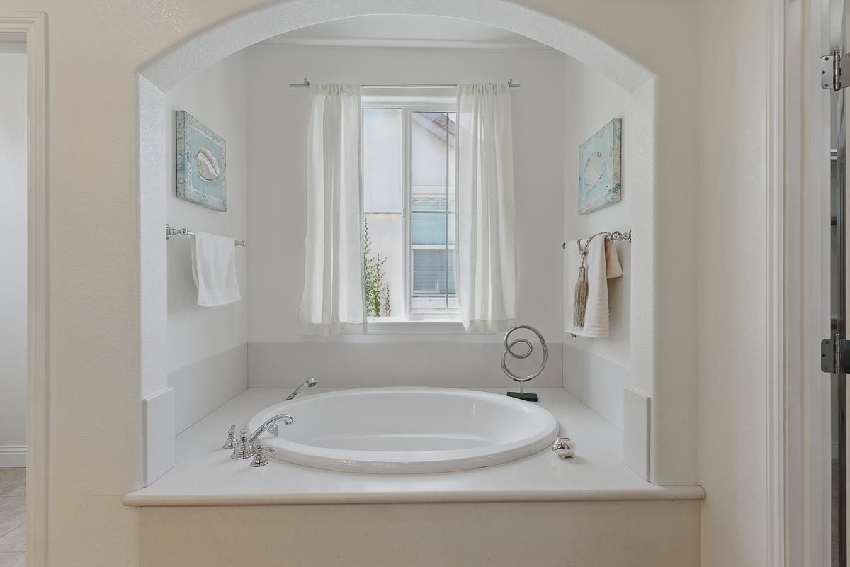 626 La Canada Avenue