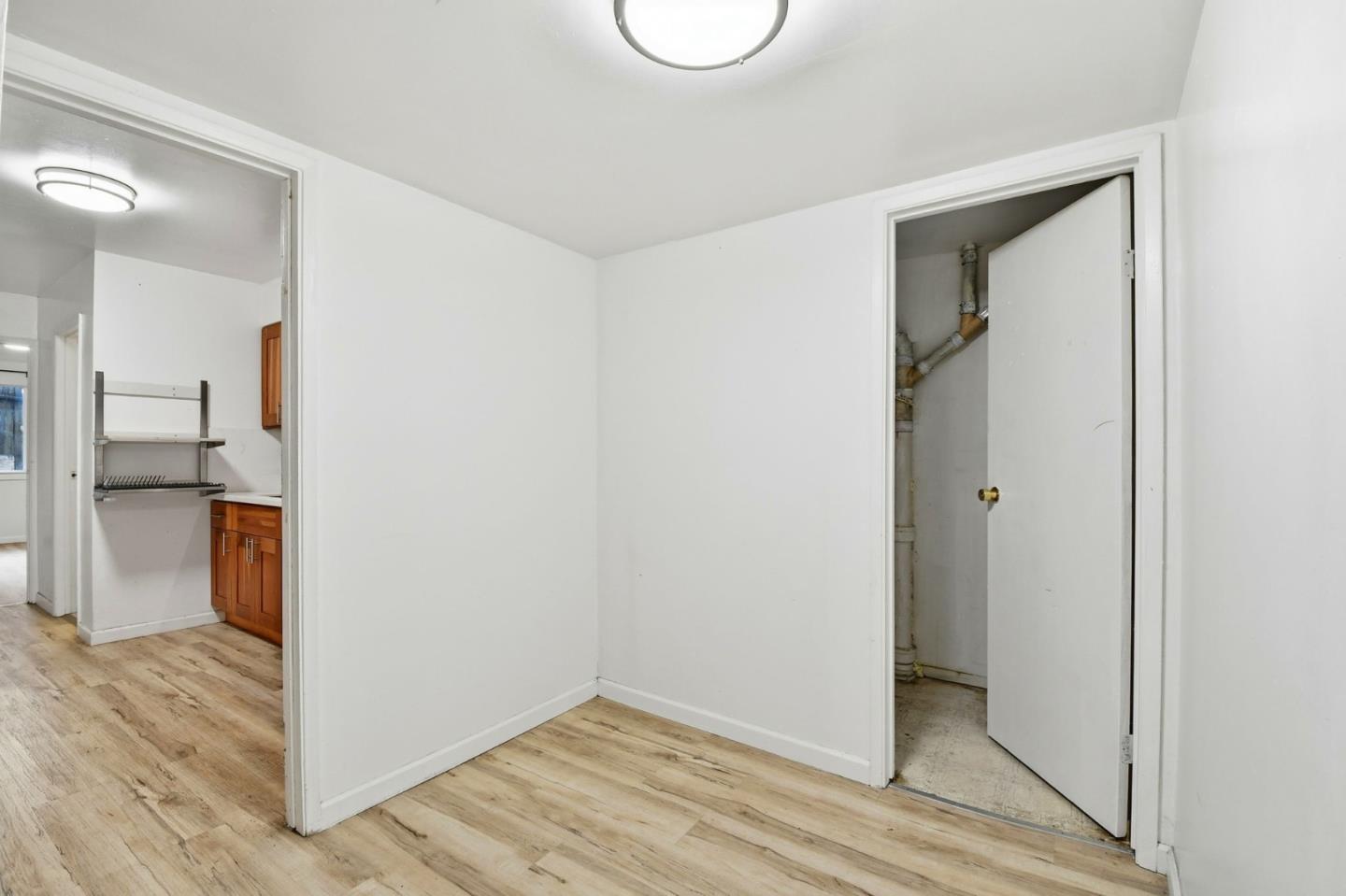 2118-2122 Mason Street