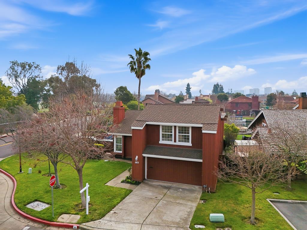 801 Grenada Lane
