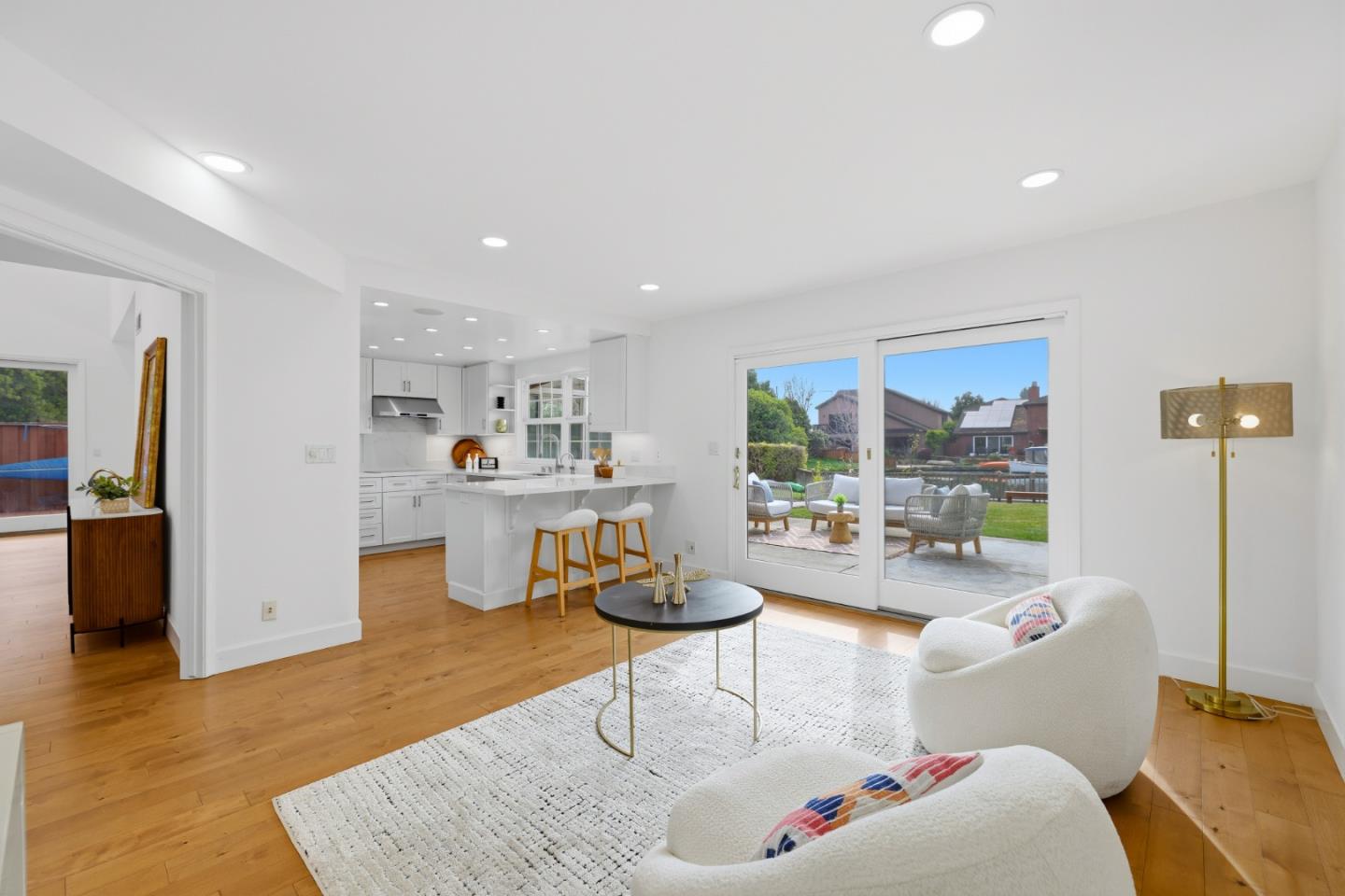 801 Grenada Lane