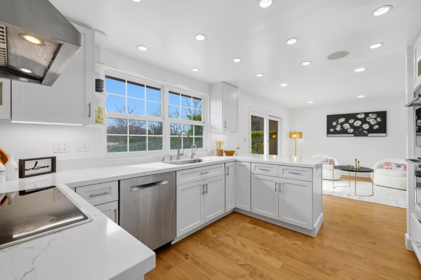 801 Grenada Lane