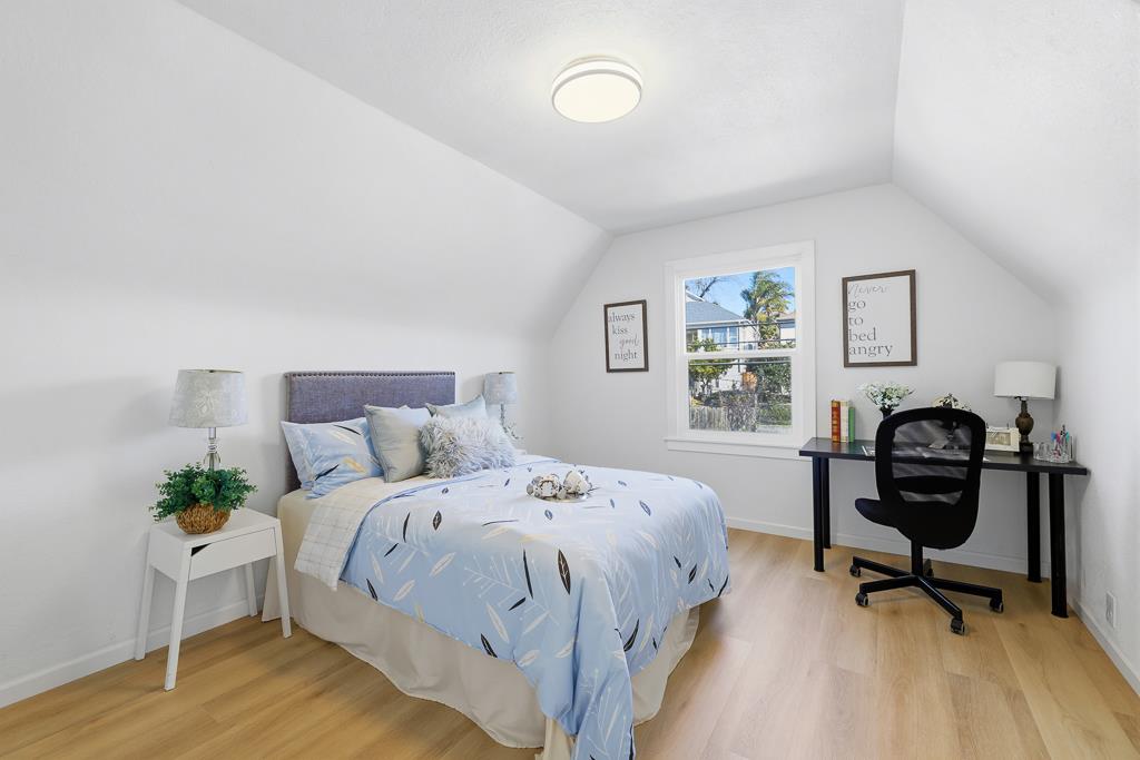 2217 East 24th Street