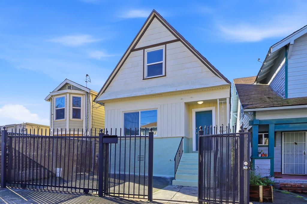 2217 East 24th Street