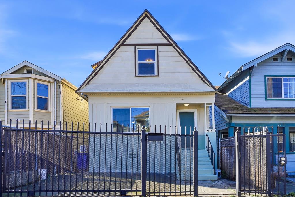 2217 East 24th Street