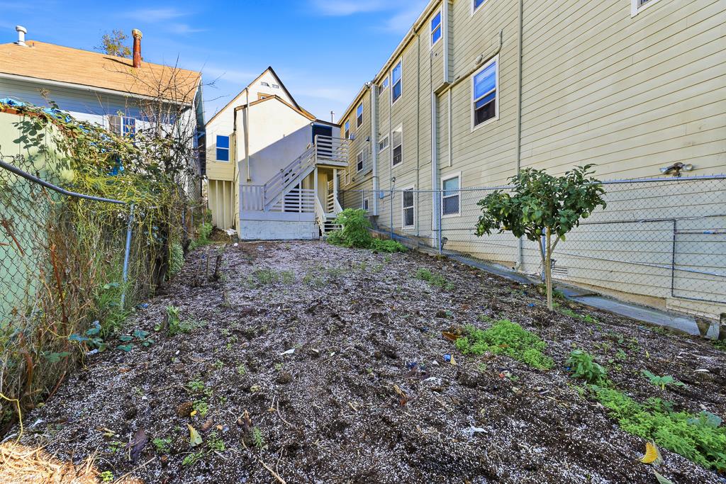 2217 East 24th Street