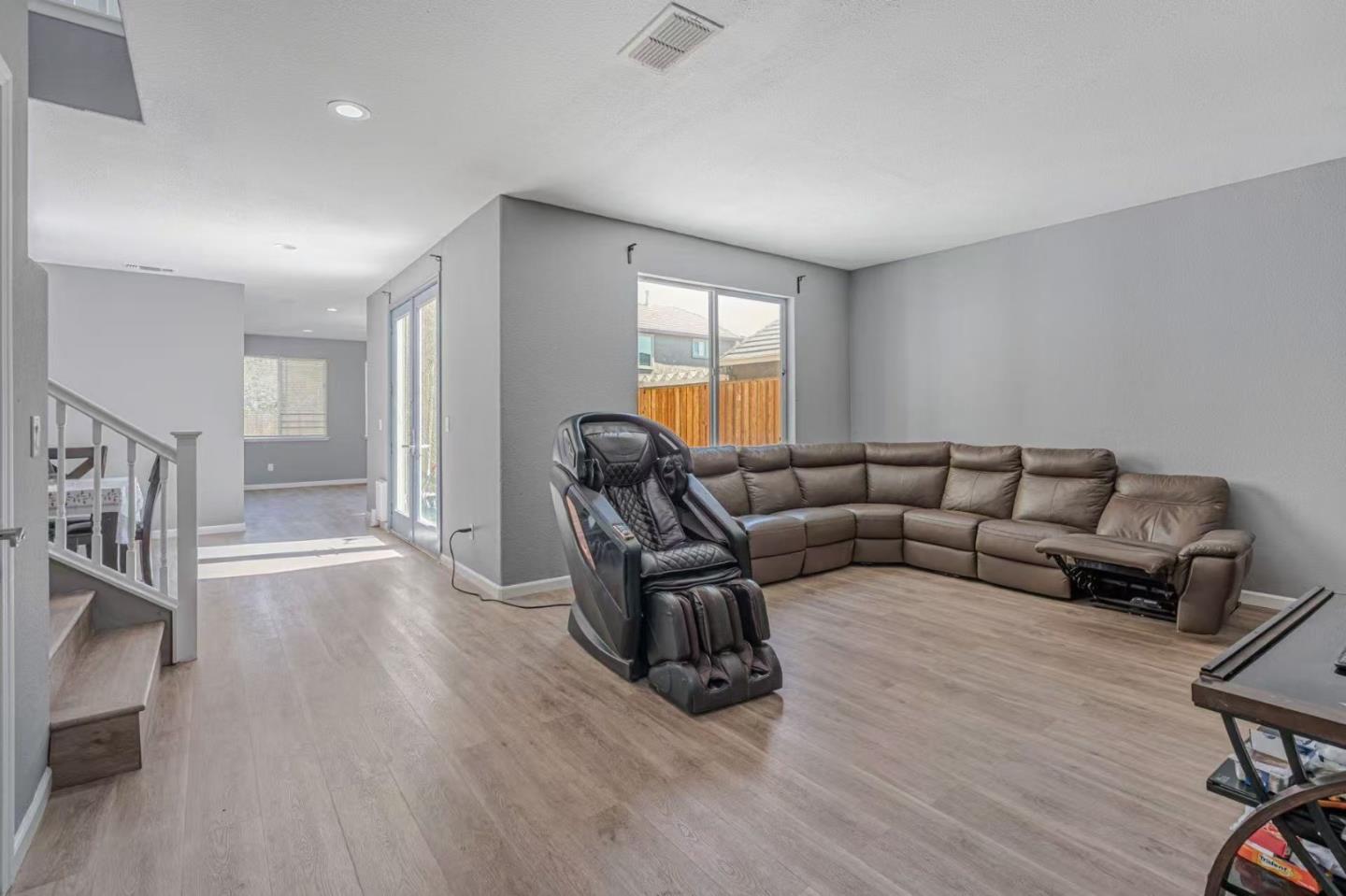 5323 Gold Creek Circle