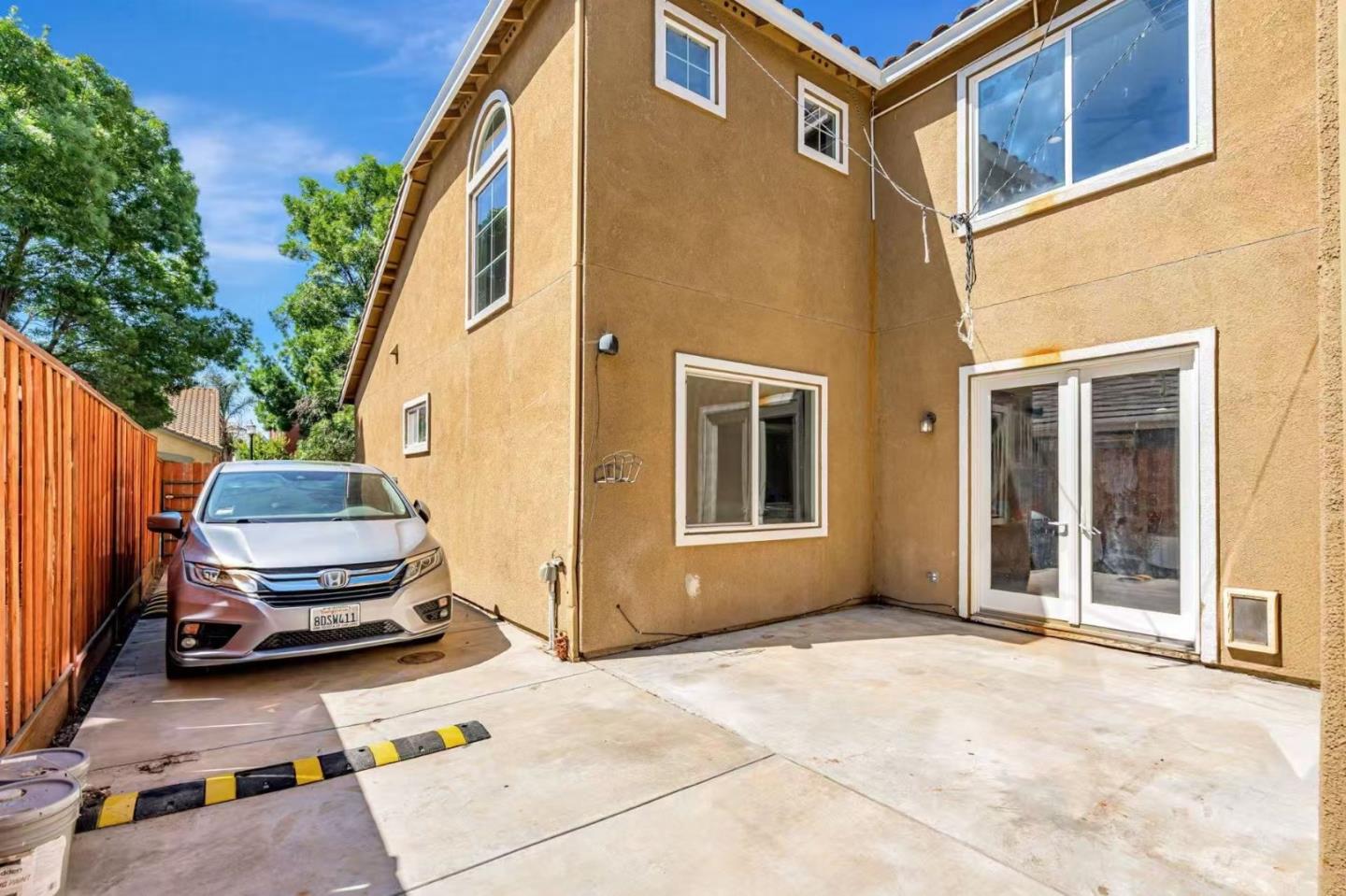 5323 Gold Creek Circle