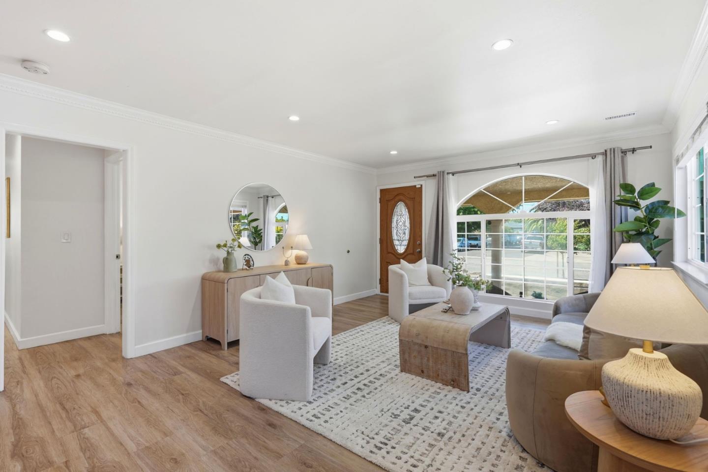 762 Portola DR