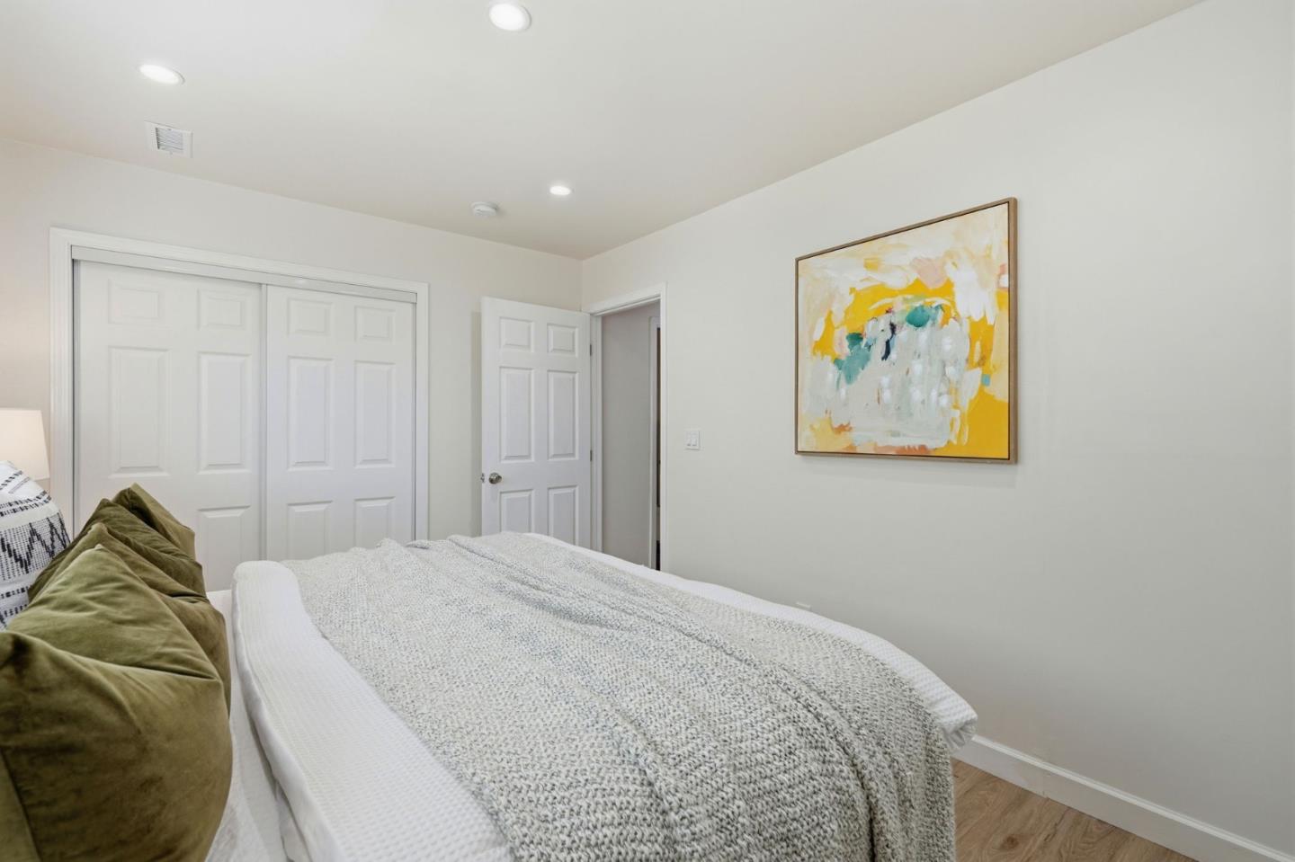 762 Portola DR