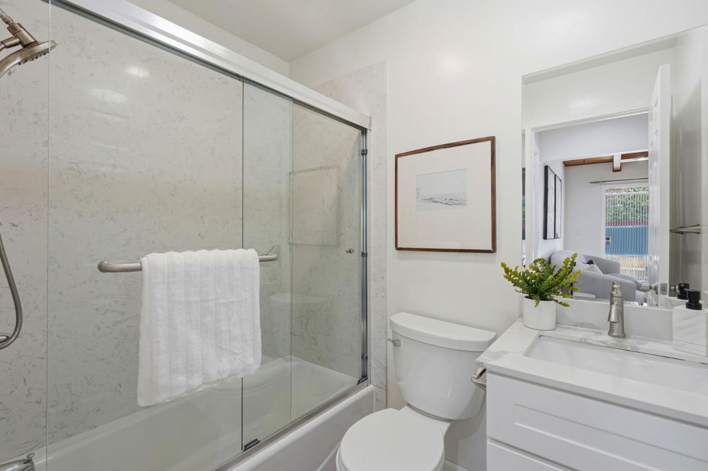 762 Portola DR