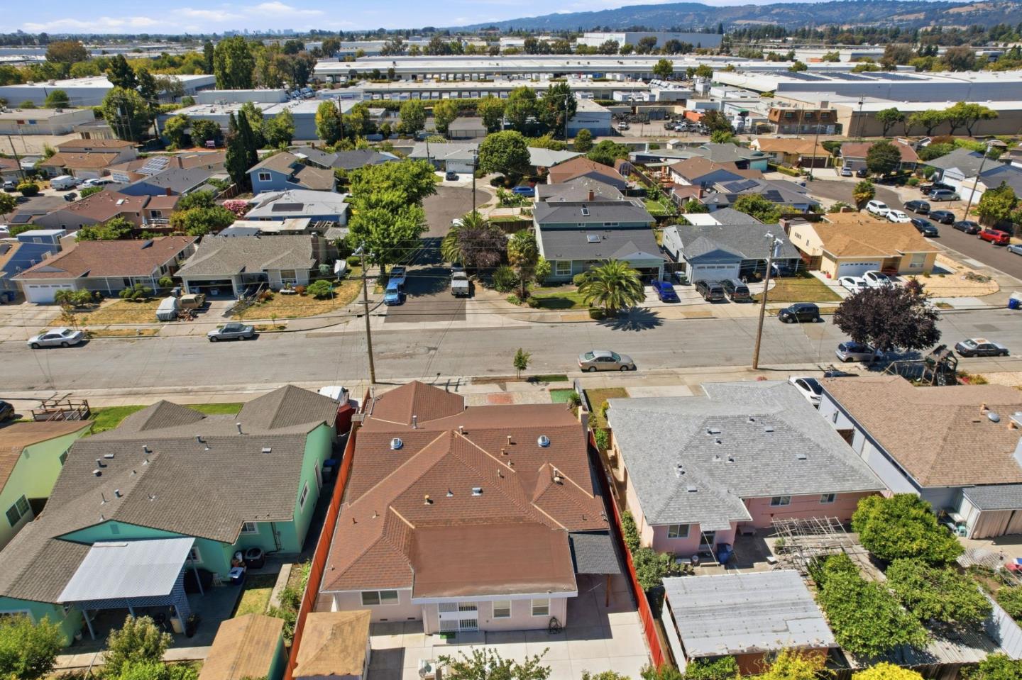 762 Portola DR