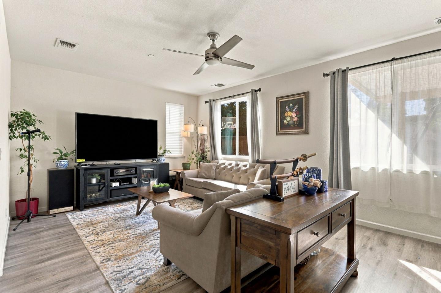 5357 Gramercy Circle