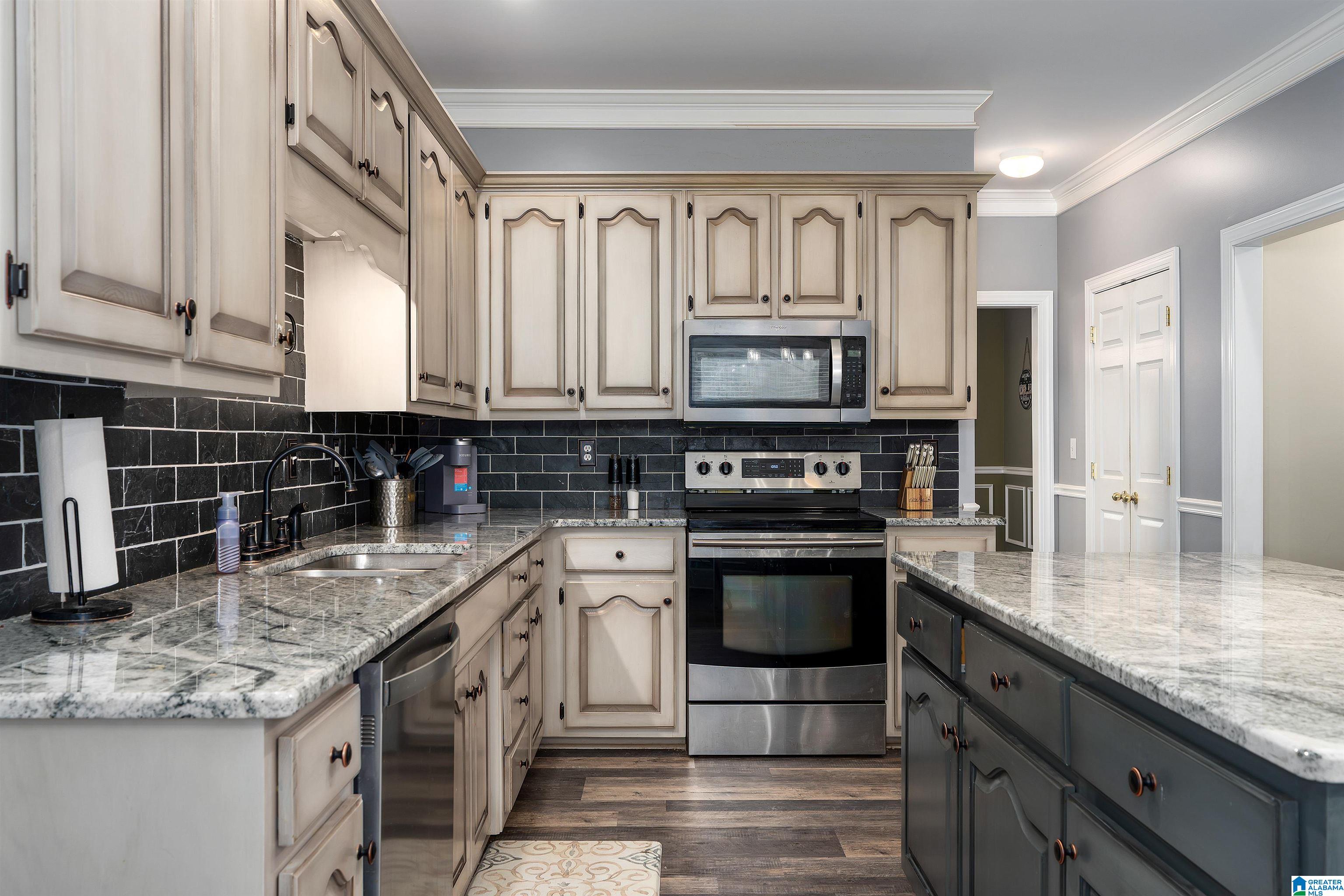 6309 WALNUT DRIVE
