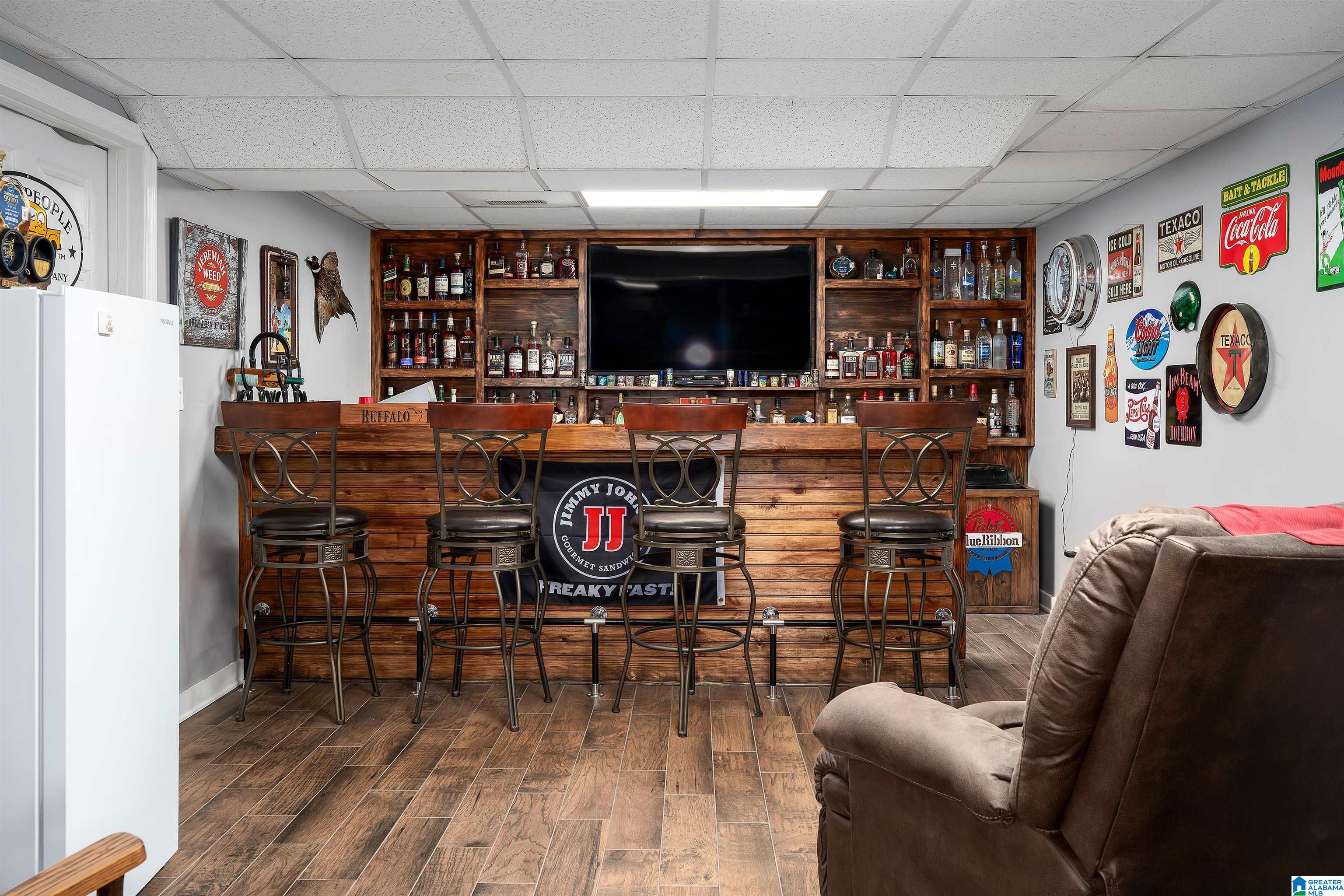 6309 WALNUT DRIVE