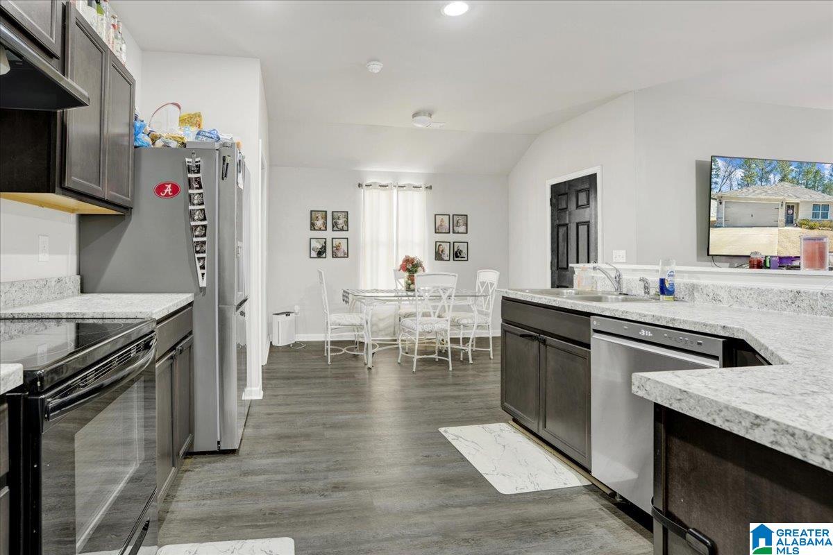 475 AMERICANA DRIVE