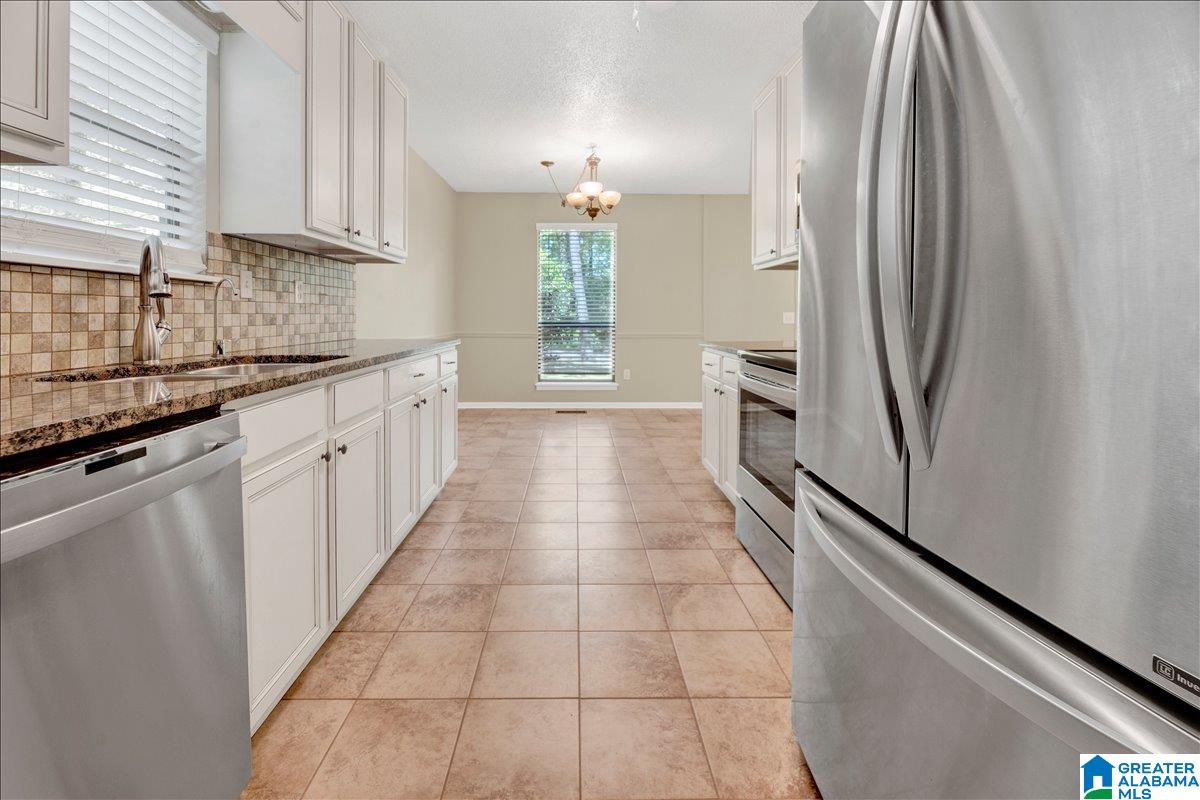 2808 SHIRLEY DRIVE