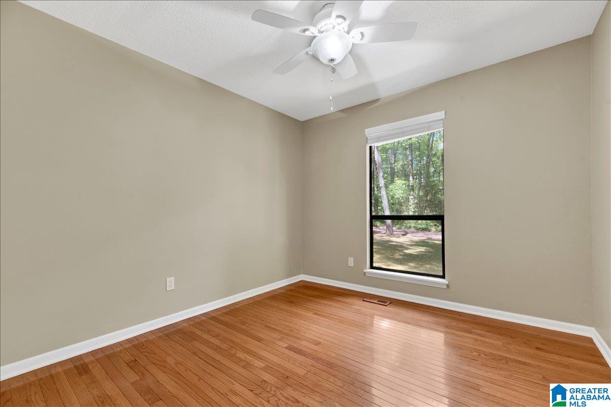 2808 SHIRLEY DRIVE