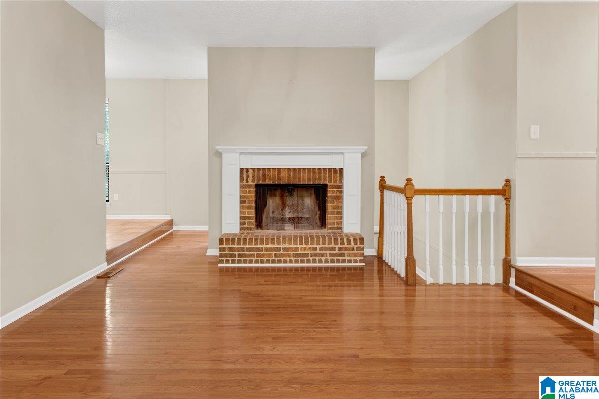 2808 SHIRLEY DRIVE