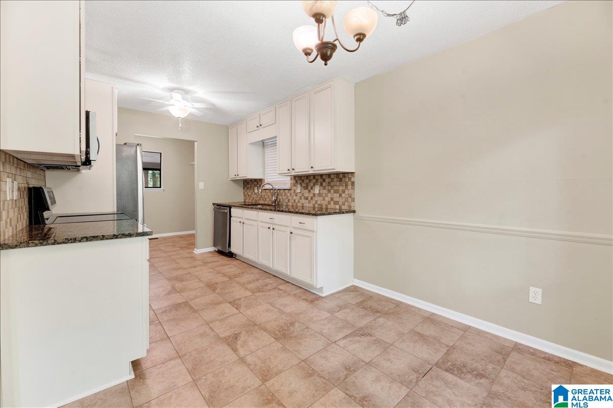 2808 SHIRLEY DRIVE