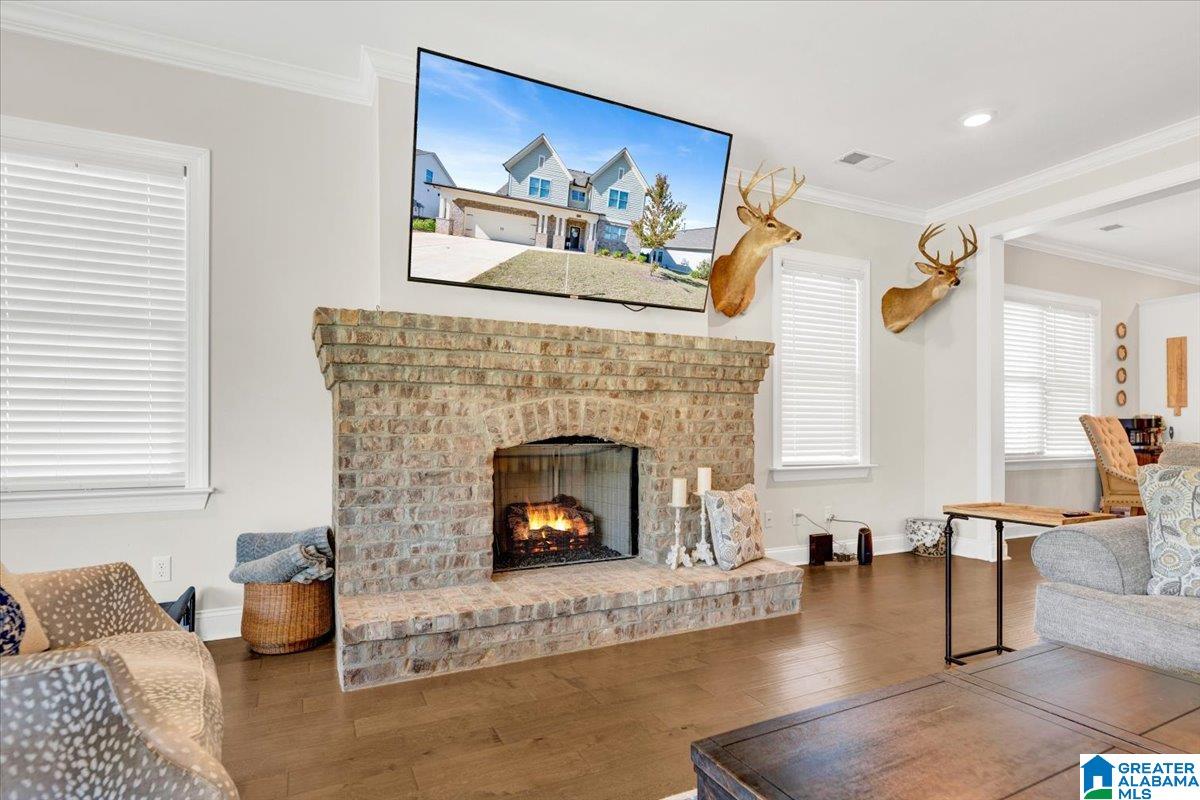 5732 LONG VIEW TRAIL