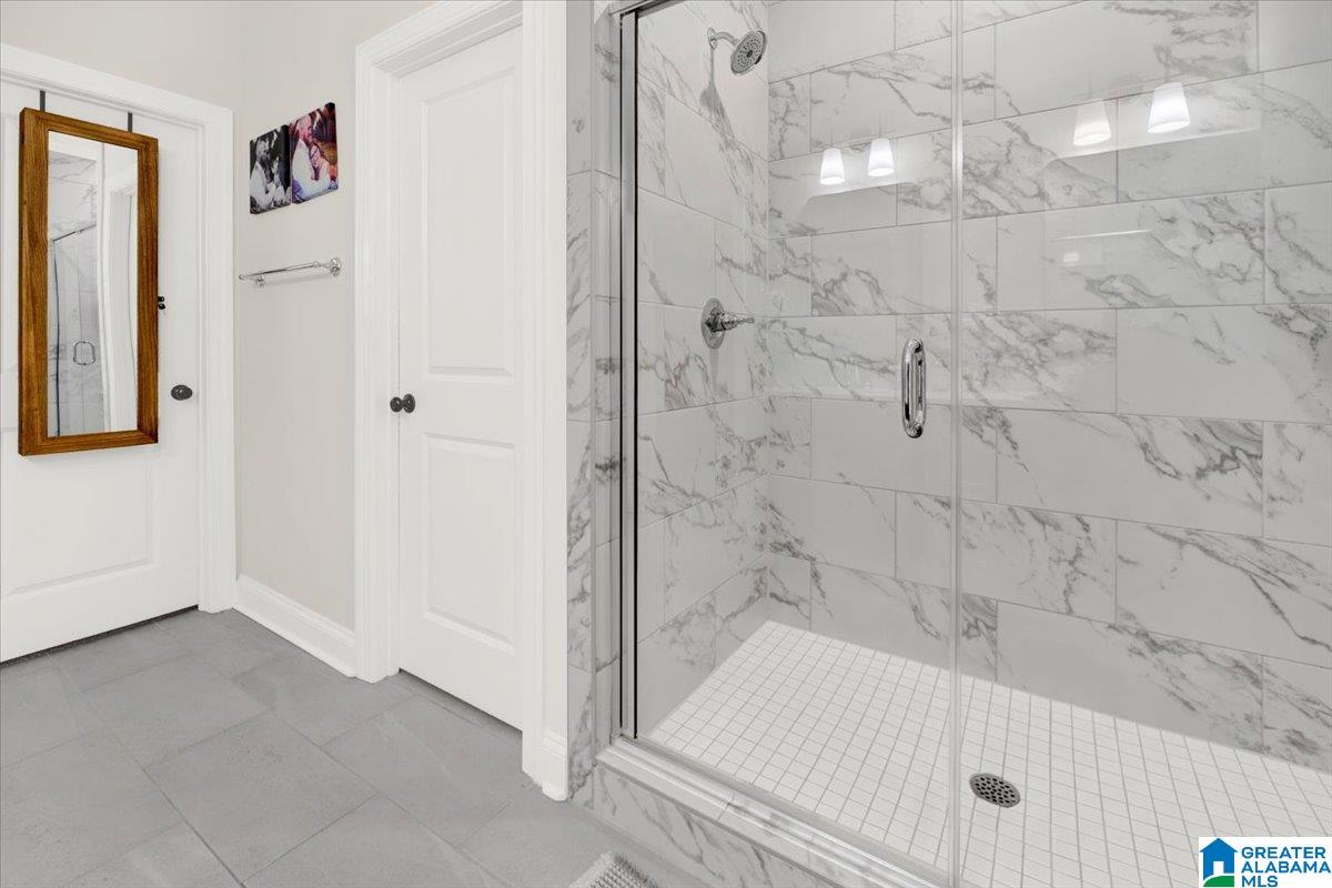5732 LONG VIEW TRAIL