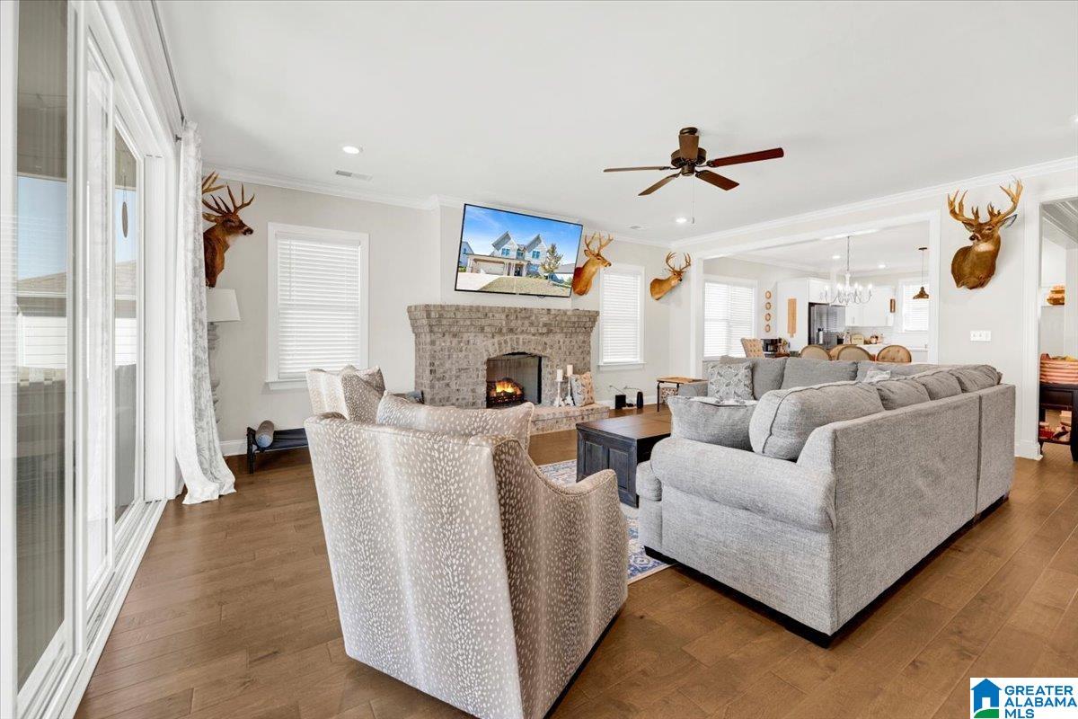 5732 LONG VIEW TRAIL