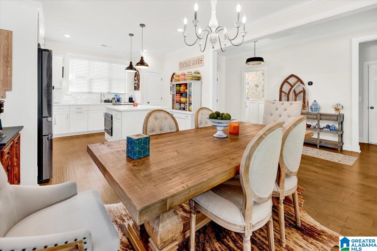 5732 LONG VIEW TRAIL