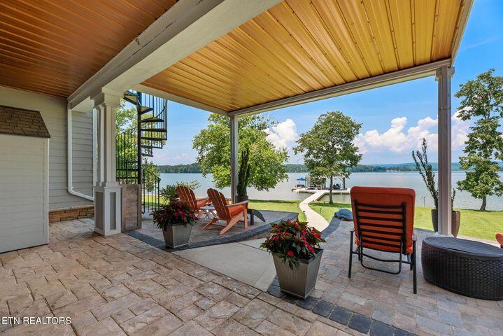 1800 Indian Shadows Drive