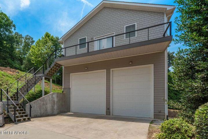 1800 Indian Shadows Drive