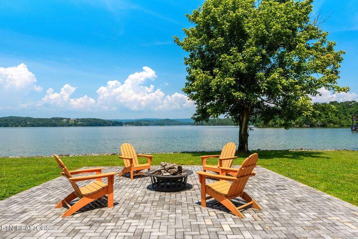 1800 Indian Shadows Drive