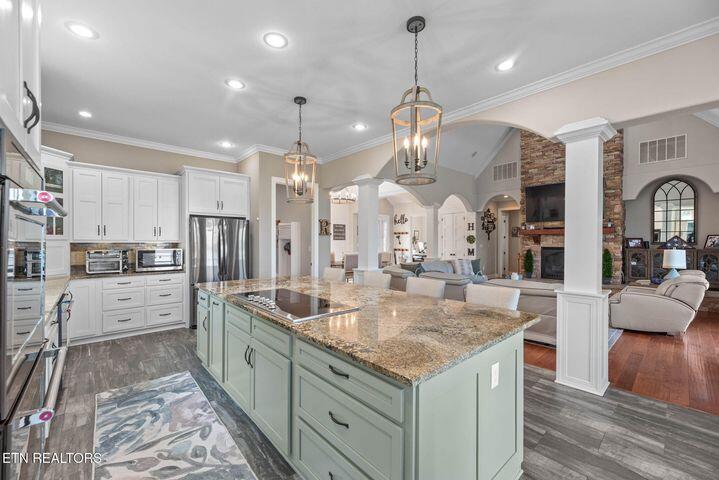 1800 Indian Shadows Drive